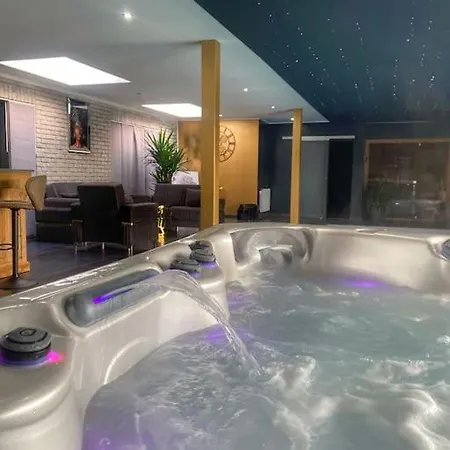 Loft Moderne Avec Piscine Privee Jacuzzi Sauna Hammam